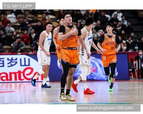 上海篮球队的拼搏之路与杯赛荣耀背后的故事探秘 上海篮球队的拼搏之路与杯赛荣耀背后的故事探秘